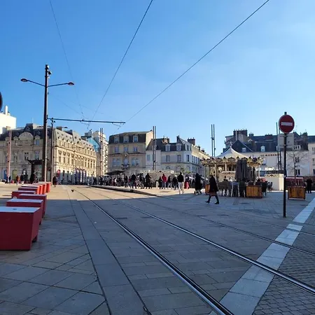 Apartament 2 Pers - Hyper Centre - Parking Disponible Sur Demande - Tram Au Pied De La
